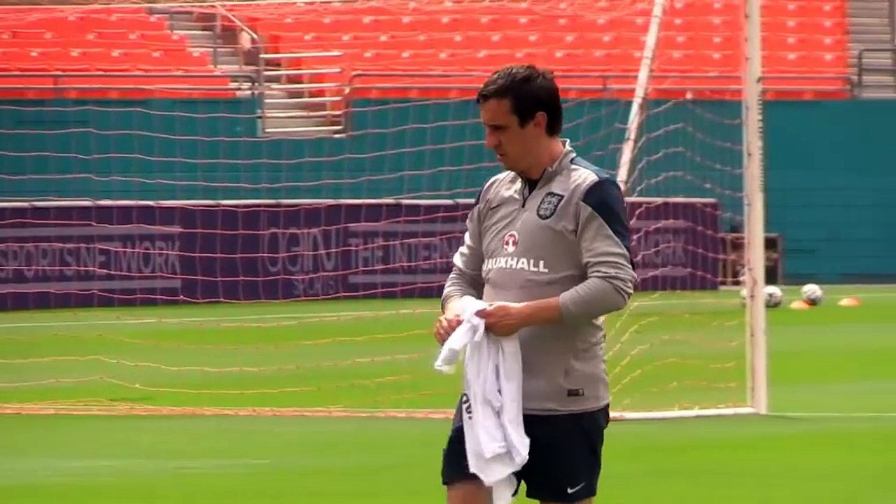 Valence - Gary Neville nommé entraineur !