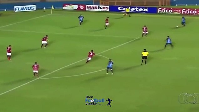 L'incroyable retourné acrobatique de Wendell Lira