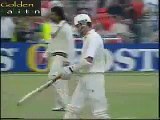 waqar-younis-5-best-yorkers-ever(YouPlay.PK)
