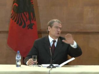 INTERNETI DHE PASTRIMI BERISHA I SHPALL PRIORITETE TE QEVERISE GJATE VITIT 2012 LAJM