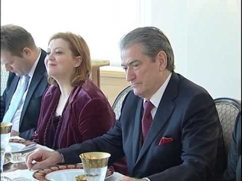 BERISHA NE TURQI TAKIME TE RENDESISHME NE DITEN E DYTE TE VIZITES LAJM