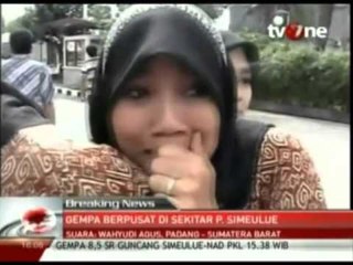 TRONDITET INDONEZIA TERMETI 8 7 BALLE SHKAKTON ALARM PER TSUNAMI LAJM