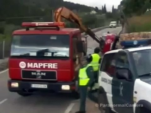 Real GHOST caught on tape after fatal car crash accident GHOST CAUGHT ON TAPE Scary videos