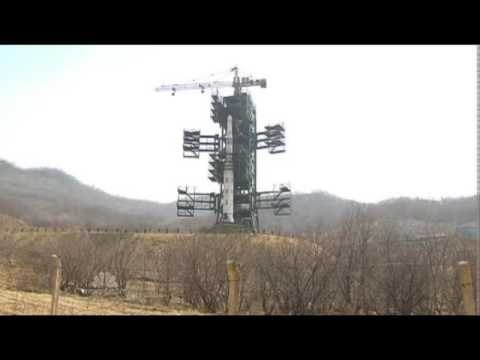 DESHTON RAKETA KOREJA E VERIUT NUK MUNDI TA LESHOJE NE HAPESIRE LAJM