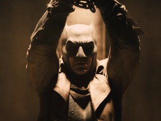 Batman Unmasked in Trailer for Batman v Superman