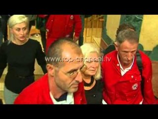 Kosovë, gaz lotsjellës në Parlament nga opozita - Top Channel Albania - News - Lajme