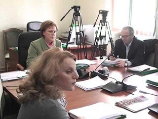 SINDIKATAT E ARSIMIT KERKOJNE NDRYSHIMIN E KRITEREVE TE SHKARKIMEVE NGA PUNA LAJM