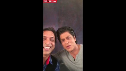 Shoaib Akhtar Having Fun With Shah Rukh Khan