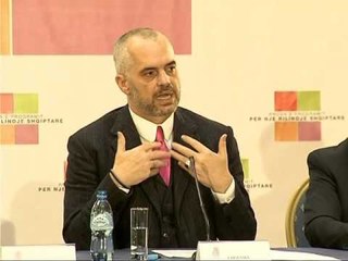PS TRYEZE PER DIPLOMACINE SHERBIMI DIPLOMATIK NUK ESHTE NE LARTESINE E DUHUR LAJM