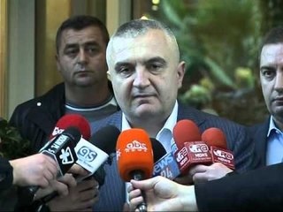 Download Video: NANO TAKON METEN ISH KRYEMINISTRI NIS NEGOCIATAT PER POSTIN E PRESIDENTIT LAJM