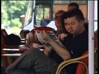 SONDAZHI PER NATON SERBET REFUZOJNE NE SHUMICE ANETARESIMIN NE ALEANCE LAJM