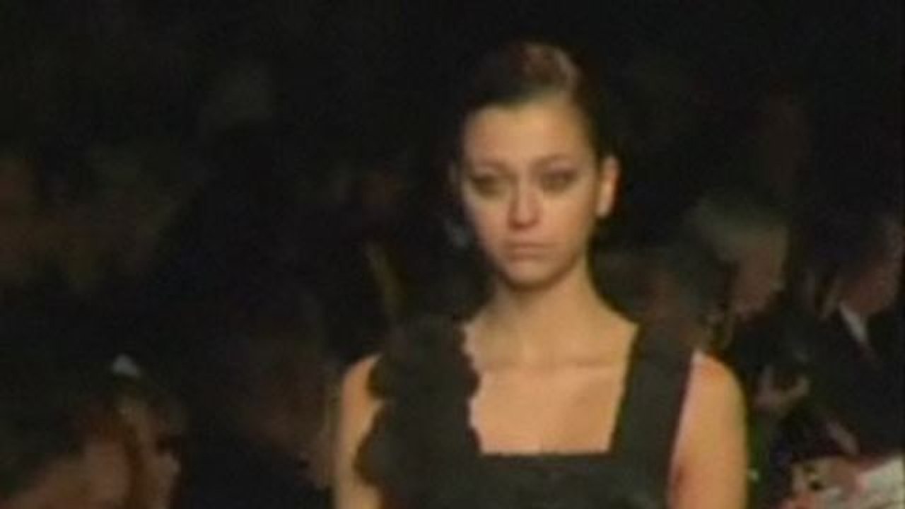 Vera Wang: Fall 2006 Ready-to-Wear