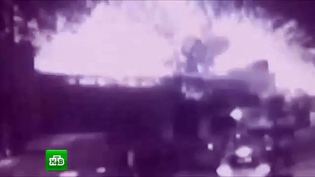 Камера наблюдения сняла взрыв в Стамбуле