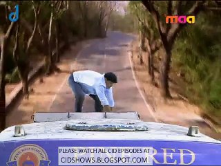 CID (Telugu) Episode 1021 (30th - November - 2015) - 2