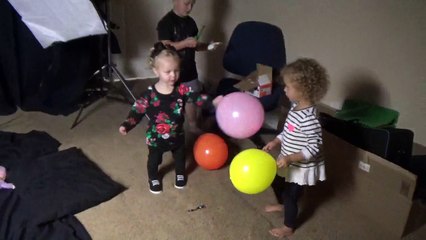 Ballon Fun With KIDS!! Glow in the DARK!