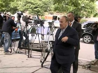 PS PER PRESIDENTIN ZBULOHET STRATEGJIA ME TRE PIKA E PARTISE SOCIALISTE LAJM