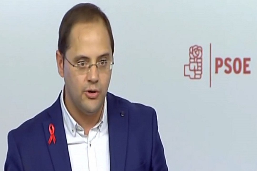 Luena (PSOE): "Rajoy ha sido uno de los que se ha repartido el botín"