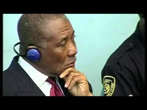 SHPALLET FAJTOR DIKATORI I LIBERISE CHARLES TAYLOR NXITI GENOCIDIN LAJM