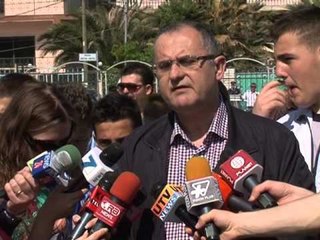 AKTIVITETI FIZIK MINISTRI VASILI THEKSON NEVOJEN PER ME SHUME LEVIZJE LAJM