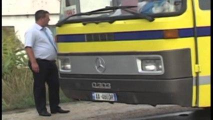 AKSIDENT I RENDE NE DUSHK TE LUSHNJES, KAMIONI PERPLASET ME AUTOBUZIN E PASAGJEREVE LAJM