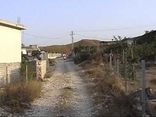 SHOQEROHEN 100 PERSONA PUNONIN PER KULTIVIMIN E HASHASHIT NE LAZARAT LAJM