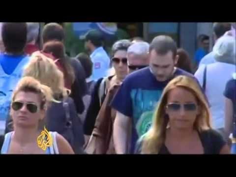 ZGJEDHJET NE GREQI SONDAZHET FLASIN PER NJE GARE KOKE ME KOKE TE PARTIVE LAJM