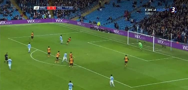 Wilfried Bony Super Goal 1-0 Manchester City vs Hull City (Capital One Cup) 01.12.2015