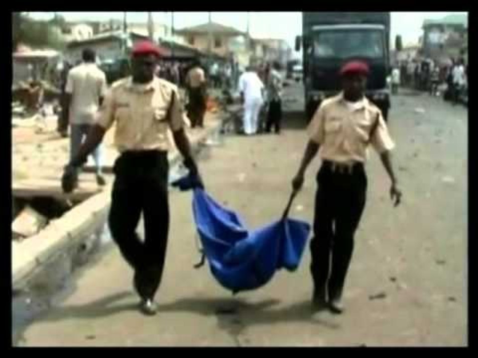 SULM ME BOMBA KISHAVE DHJETRA TE VRARE DHE TE PLAGOSUR NE 3 SULME NE NIGERI LAJM