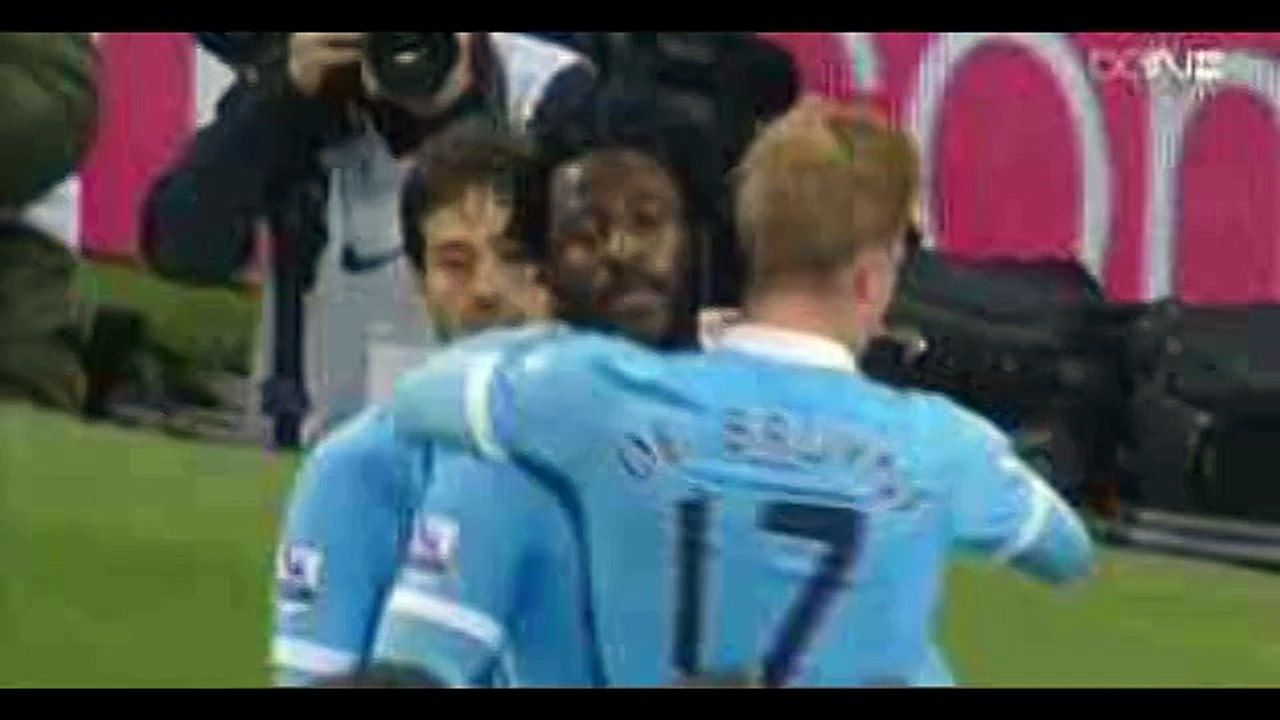 Kevin de Bruyne Hits the POST - Manchester City v. Hull City Capital One Cup 1.12.2015