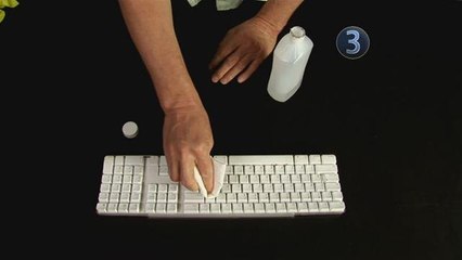 How To Wipe A Computer Keyboard