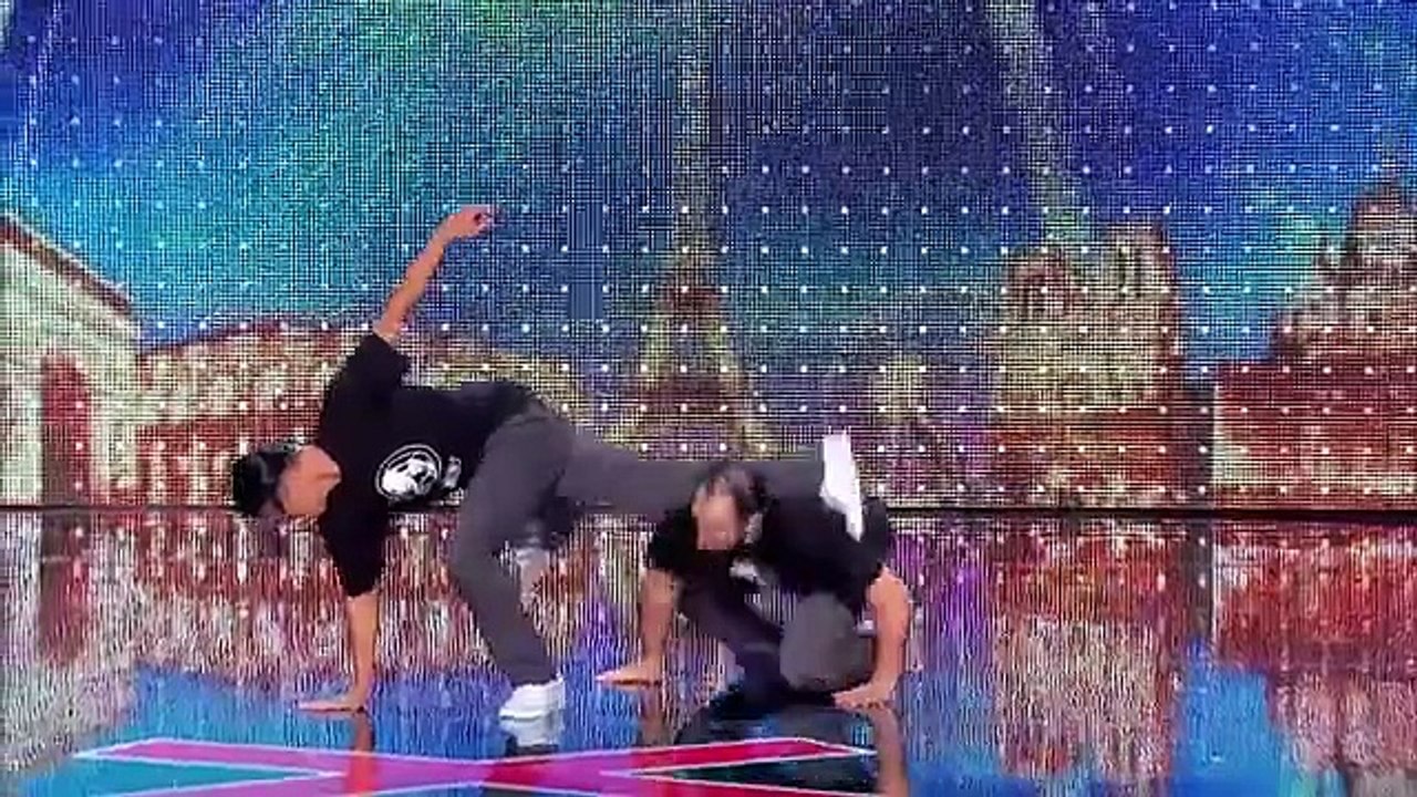 MESSAOUD ET JOHNATAN on France Got Talent 17 November 2015
