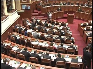 KUFIZIMI I IMUNITETIT PD DHE ALEATET MBLEDHIN FIRMAT PER NDRYSHIM KUSHTETUES LAJM