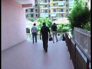 ARRESTOHET VRARESI POLICIA VE NE PRANGA VRASESIN E ADMINISTORIT NE FIER LAJM