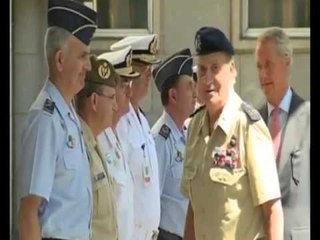 MBRETI JUAN CARLOS MBRETI I SPANJES RREZOHET NE TOKE PERPARA KAMERAVE LAJM