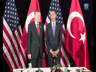 FOTO E SHUMEPERFOLUR VIJON TE SHKAKTOJE POLEMIKA FOTOJA E BARACK OBAMES LAJM