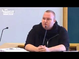KIM DOTCOM SHFAQET PER HERE TE PARE VIDEOJA E ARRESTIMIT NGA POLICIA LAJM
