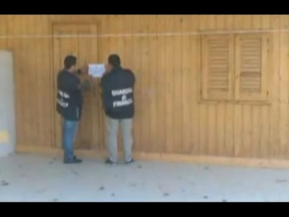 Roccella Jonica (RC) - Sequestrato camping abusivo (01.12.15)