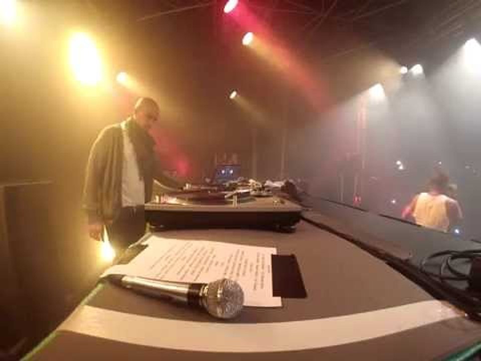 Psy4 de la rime live @ QUIMPER (vidéo officiel)