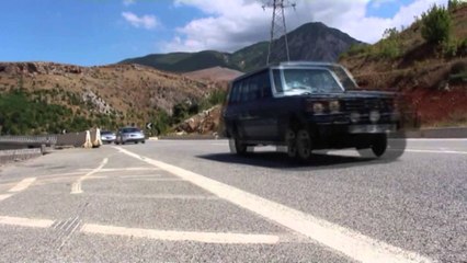 SHTYHET DERI NE 30 TETOR DHENIA ME KONCENSION E MIREMBAJTJES SE RRUGES SE KOMBIT LAJM