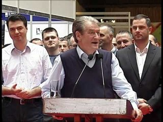 BERISHA REPLIKON TAKSA PROGRESIVE E OPOZITES ESHTE TAKSE MARKSISTE LAJM