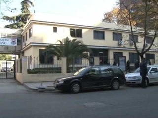 KORRUPSION TE TATIMET NE PRANGA INSPEKTORI DHE EKONOMISTI KERKUAN RRYSHFET LAJM