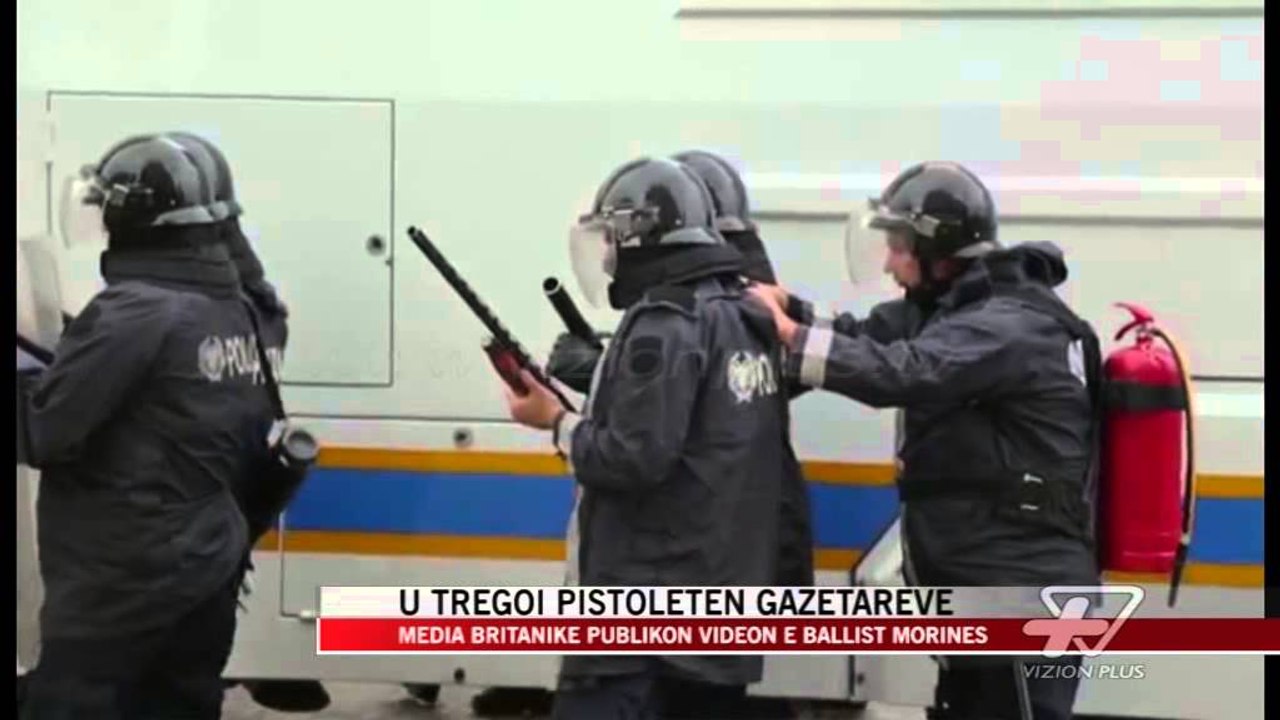 Media britanike publikon videon e Ballsit Morines me armë - News, Lajme - Vizion Plus