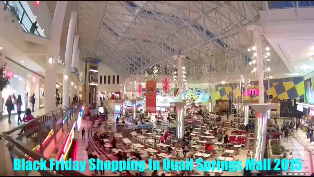 Black Friday Shopping At Quail Springs Mall.