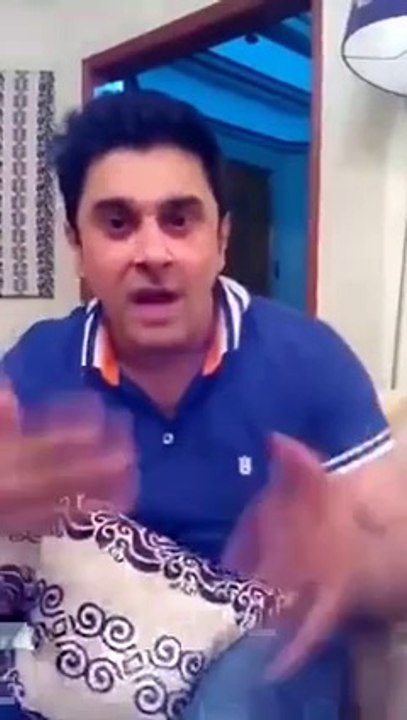 Famous TV Actor Mani explains how some political parties in Karachi divide us by preaching the politics of hate