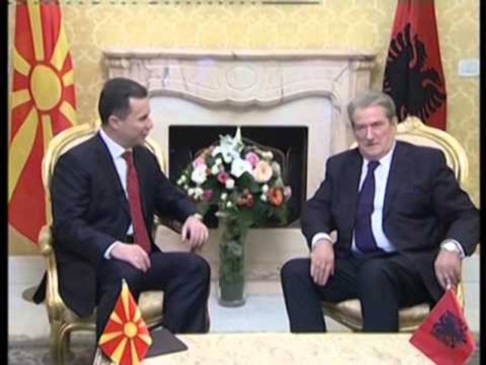 REFUZIMI I IVANOV PRESIDENTI I MAQEDONISE NUK PRANON FESTEN E NISHANIT LAJM