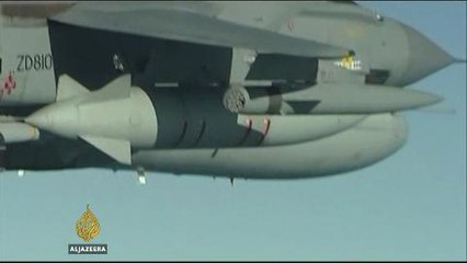 British PM calls for special debate on Syria bombing