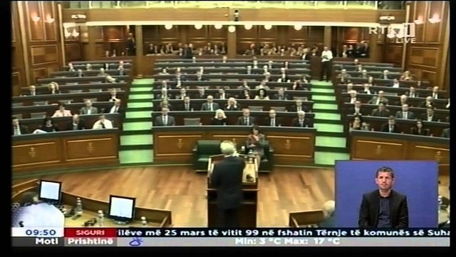 PRESIDENTI AUSTRIAK SJELL “PAQEN” NE KUVENDIN E KOSOVES ME FJALIMIN E TIJ LAJM