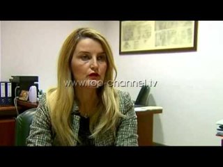 Këshilltarja e Veselit: Opozita shkeli rregulloren - Top Channel Albania - News - Lajme