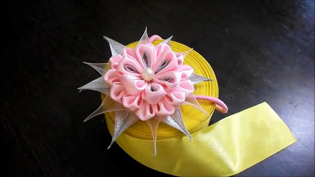 D.I.Y. Kanzashi Flower - Tutorial