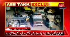Karachi One More Exclusive Footage of Karachi Firing on Military Police vehicle